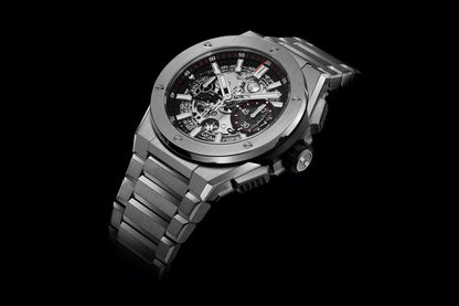 Hublot, Big Bang Integral Titanium Watch 42mm, slanting front 