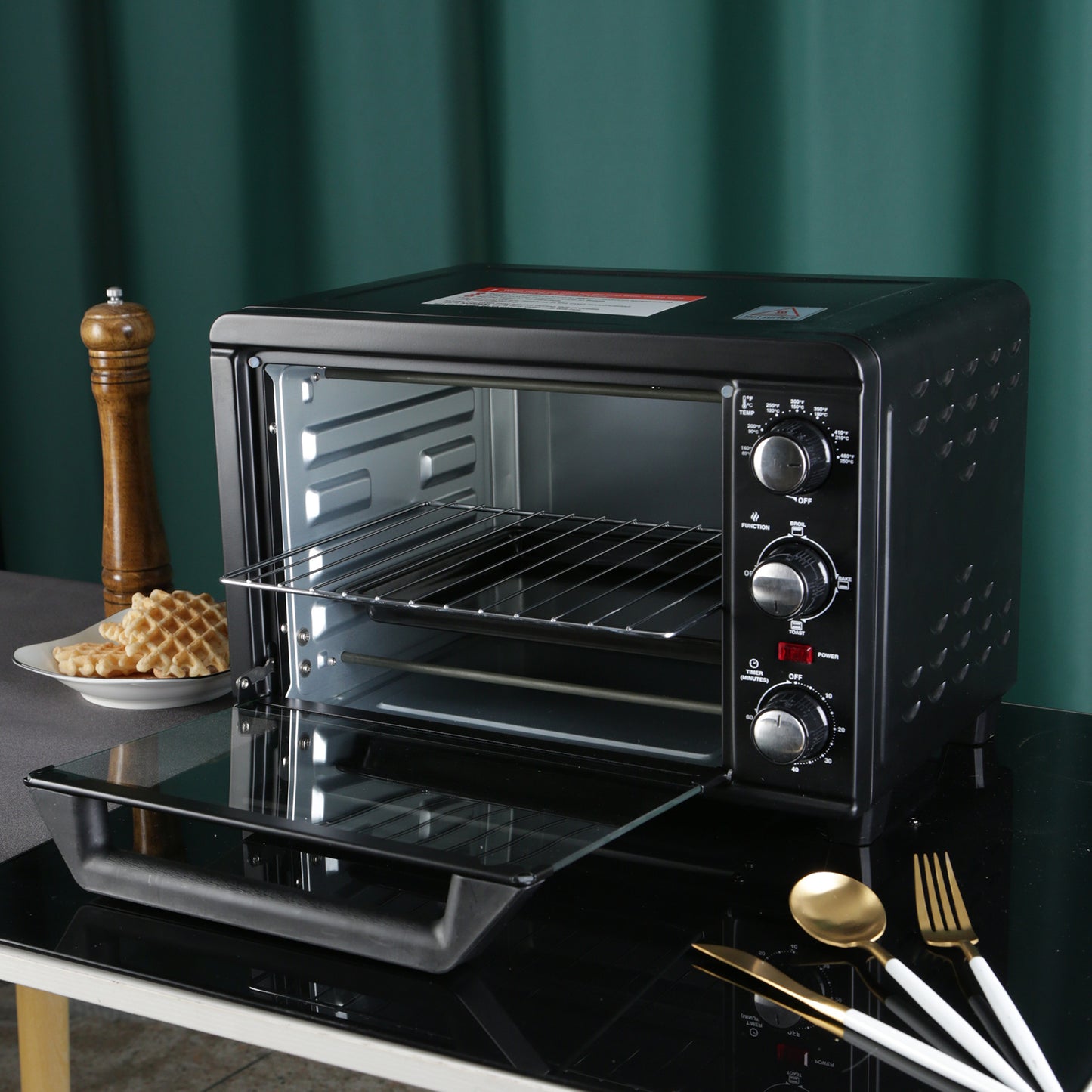 Deluxe Toaster Oven with 20Litres Capacity, front opened 